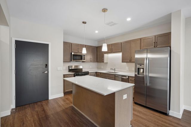 2645 Burton Road Bld 4, 1-1, Ann Arbor, MI 48104