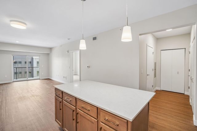 2645 Burton Road Bld 4, 1-1, Ann Arbor, MI 48104