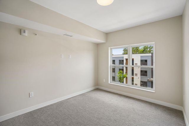 2645 Burton Road Bld 4, 1-1, Ann Arbor, MI 48104