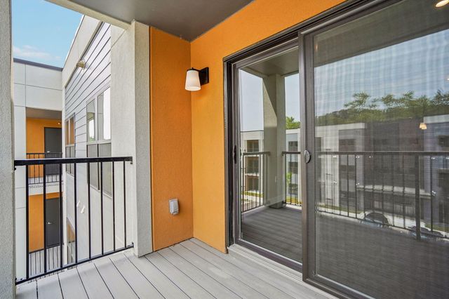 2645 Burton Road Bld 4, 1-1, Ann Arbor, MI 48104