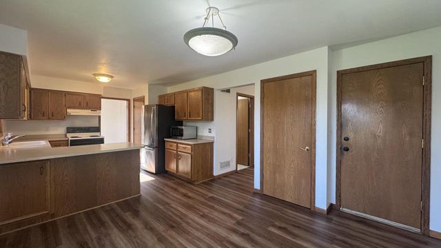 N93W27616 Quail Hollow COURT, Hartland, WI 53029