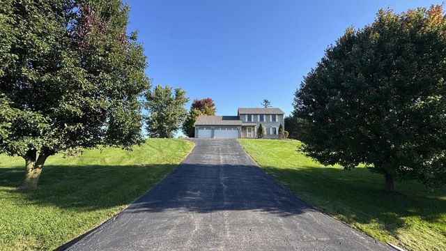N93W27616 Quail Hollow COURT, Hartland, WI 53029