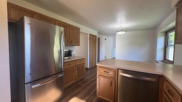 N93W27616 Quail Hollow COURT, Hartland, WI 53029