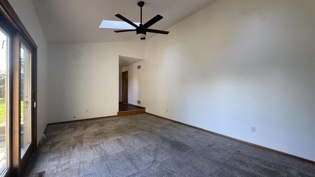 N93W27616 Quail Hollow COURT, Hartland, WI 53029