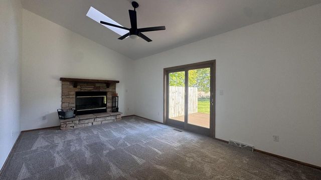 N93W27616 Quail Hollow COURT, Hartland, WI 53029