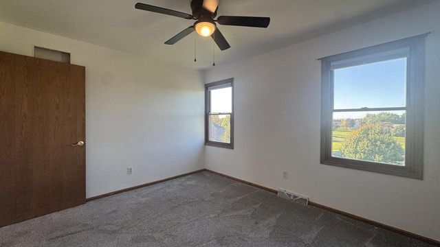 N93W27616 Quail Hollow COURT, Hartland, WI 53029
