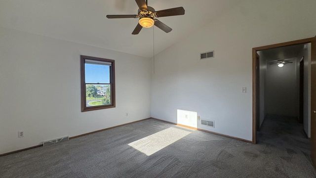 N93W27616 Quail Hollow COURT, Hartland, WI 53029