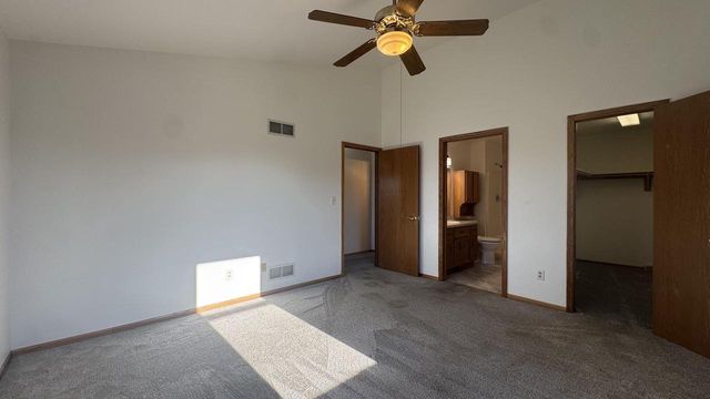 N93W27616 Quail Hollow COURT, Hartland, WI 53029