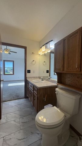 N93W27616 Quail Hollow COURT, Hartland, WI 53029