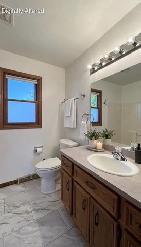 N93W27616 Quail Hollow COURT, Hartland, WI 53029