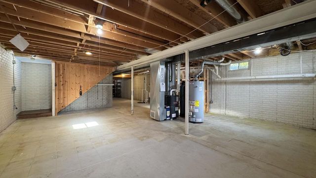 N93W27616 Quail Hollow COURT, Hartland, WI 53029