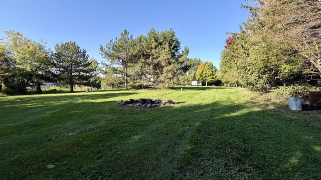 N93W27616 Quail Hollow COURT, Hartland, WI 53029