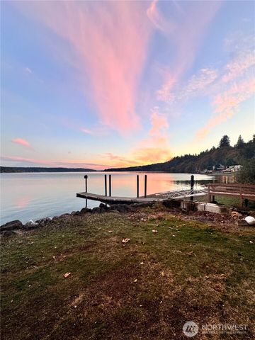 14444 Crescent Valley Road SE, Olalla, WA 98359