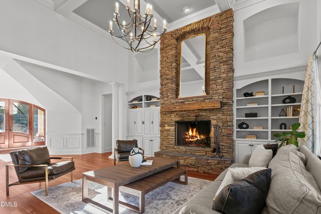 1524 Eglantyne Court, Raleigh, NC 27613