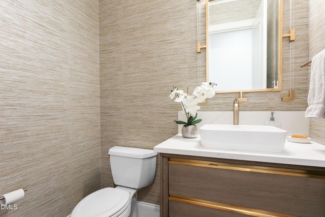 1524 Eglantyne Court, Raleigh, NC 27613