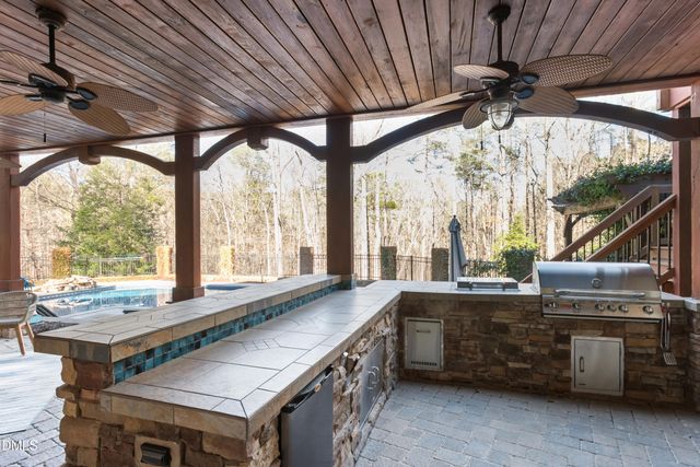 1524 Eglantyne Court, Raleigh, NC 27613