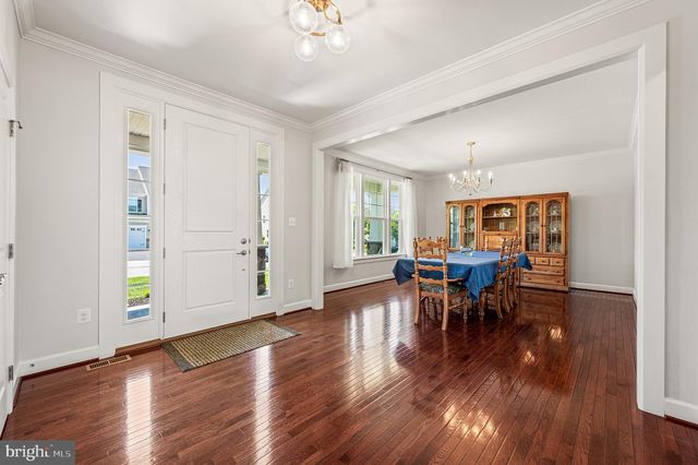 1048 PRESERVE LN, West Chester, PA 19382