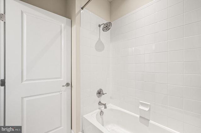 1048 PRESERVE LN, West Chester, PA 19382