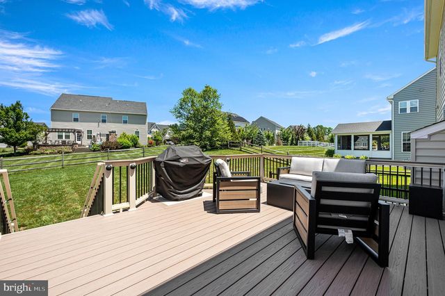 1048 PRESERVE LN, West Chester, PA 19382