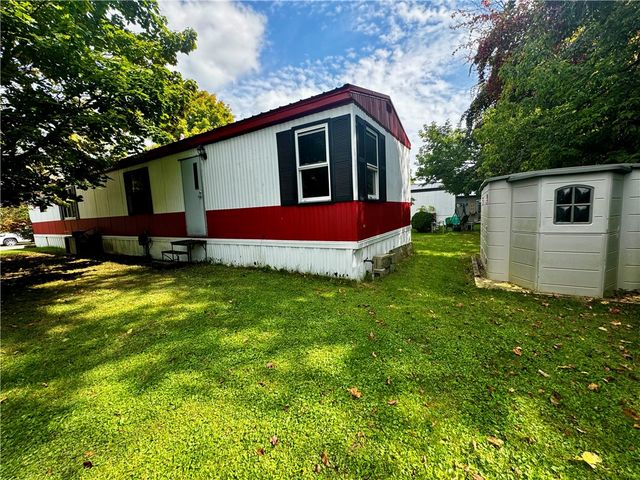 21 briarwood, Batavia-town, NY 14020