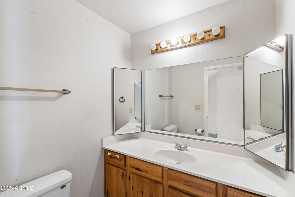 Image 27 of property listing at 14802 N 47th Street, Phoenix, AZ 85032