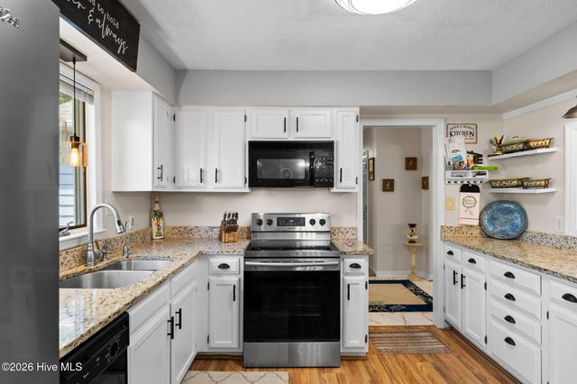 20 Sandtrap Drive, Shallotte, NC 28470