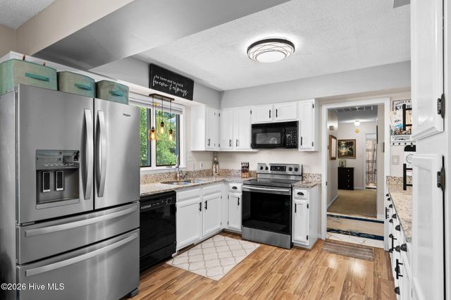 20 Sandtrap Drive, Shallotte, NC 28470