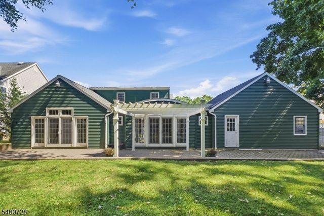 1569 Alps Rd, Wayne Twp., NJ 07470