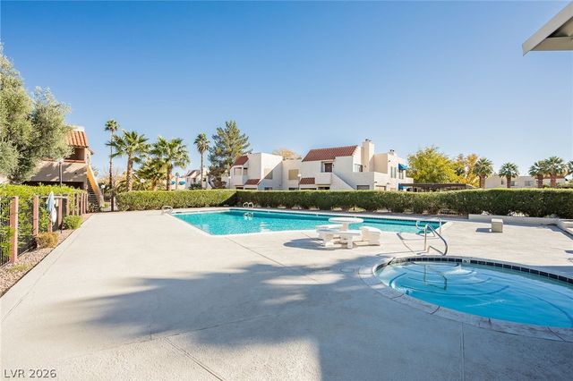 4340 Sanderling Circle 76, Las Vegas, NV 89103