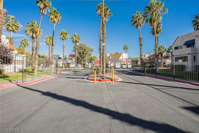 4340 Sanderling Circle 76, Las Vegas, NV 89103