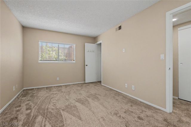 4340 Sanderling Circle 76, Las Vegas, NV 89103