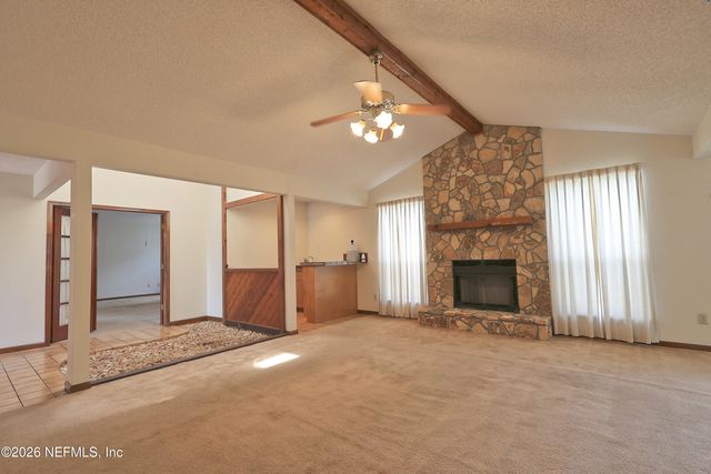 553 THOMAS STONE Court, Orange Park, FL 32073