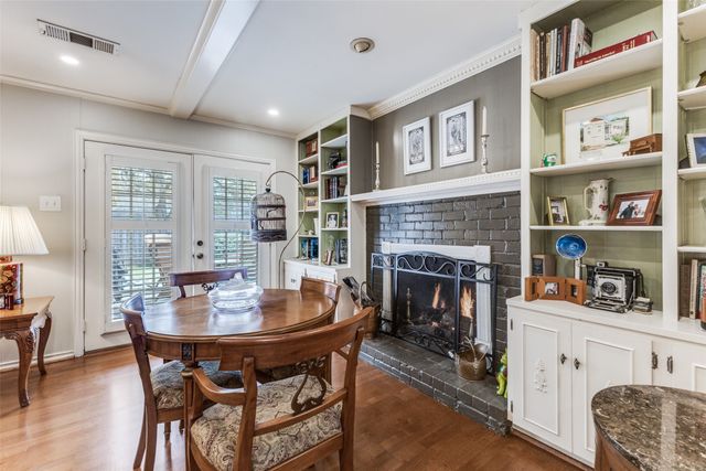 9936 Windlake Circle, Dallas, TX 75238