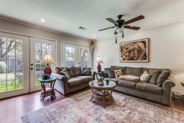 9936 Windlake Circle, Dallas, TX 75238