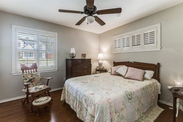 9936 Windlake Circle, Dallas, TX 75238