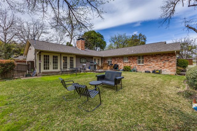 9936 Windlake Circle, Dallas, TX 75238