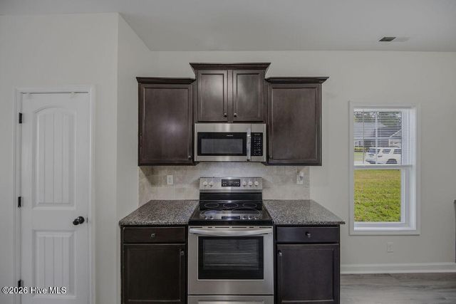 500 Shad Boat Court, Jacksonville, NC 28546