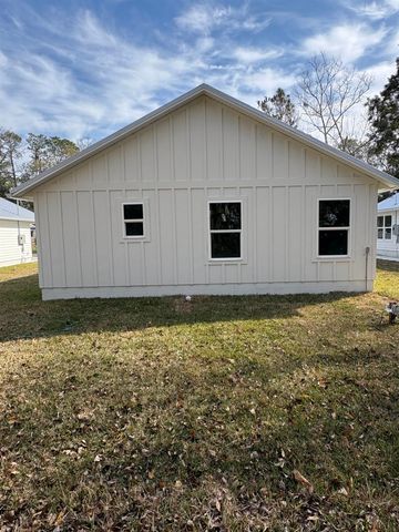 2861 N Seventh St, St Augustine, FL 32084