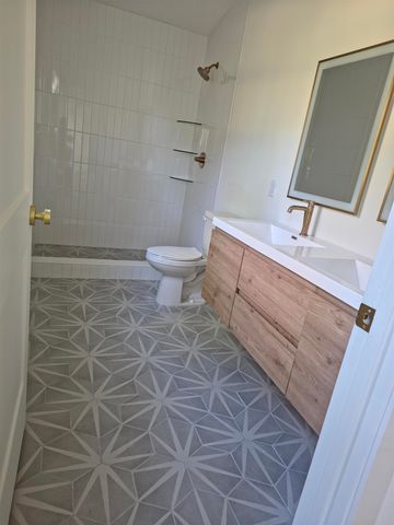 2861 N Seventh St, St Augustine, FL 32084