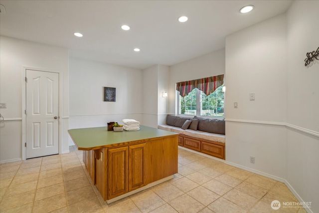 12221 237th Avenue E, Buckley, WA 98321
