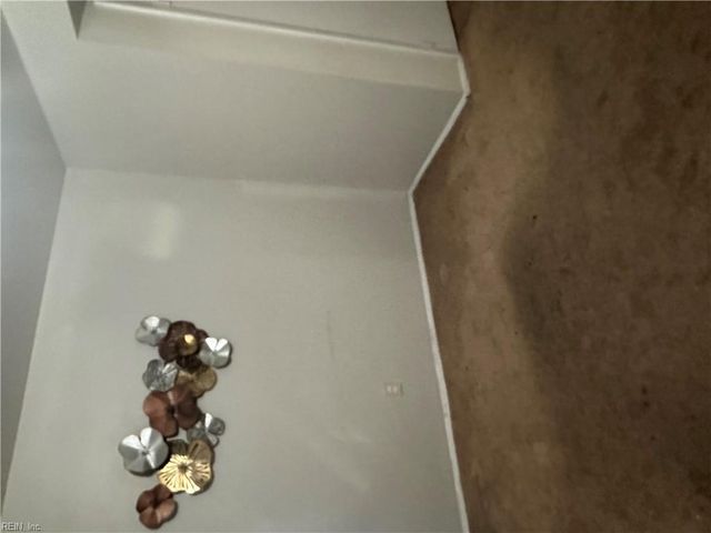1571 Darren CIR, Portsmouth, VA 23703