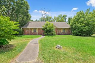 515 Lloyd Lane, Baytown, TX 77521