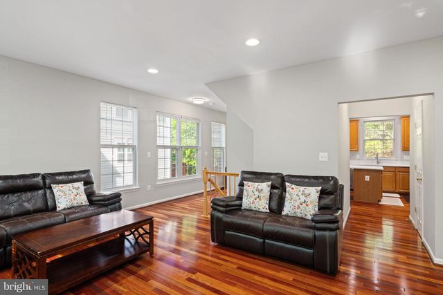 21654 FRAME SQ, Broadlands, VA 20148
