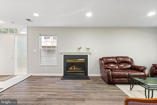 21654 FRAME SQ, Broadlands, VA 20148