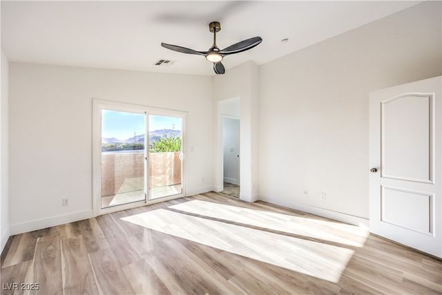 10641 Jamestown Square Avenue, Las Vegas, NV 89166