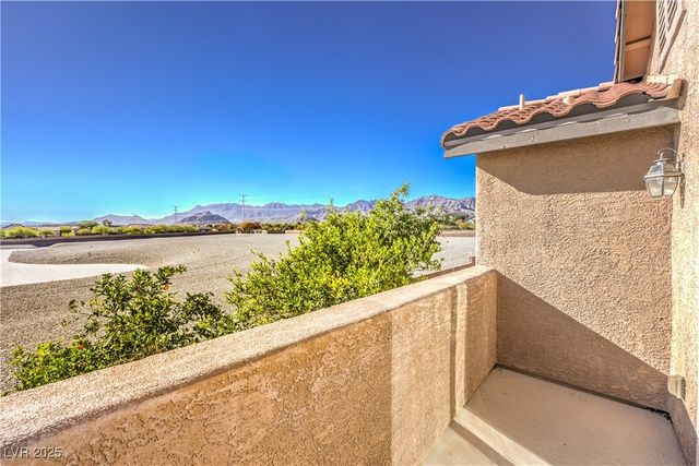 10641 Jamestown Square Avenue, Las Vegas, NV 89166