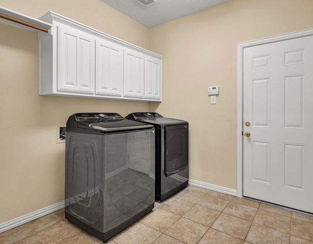 3107 Olen Court, Arlington, TX 76001