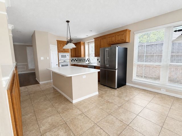3107 Olen Court, Arlington, TX 76001