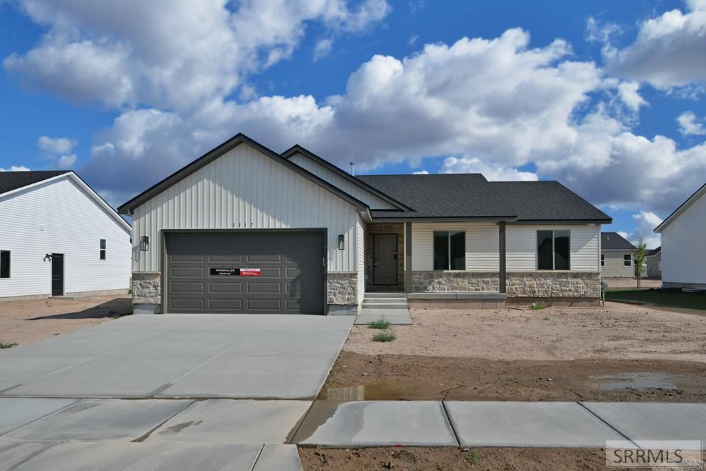 3117 Elixir Road, Ammon, ID 83406