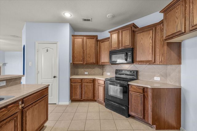 1536 Salado Trail, Weatherford, TX 76087
